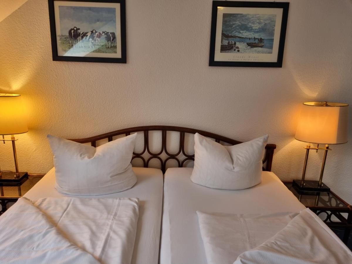 Erbenholz Hotel 拉岑 外观 照片
