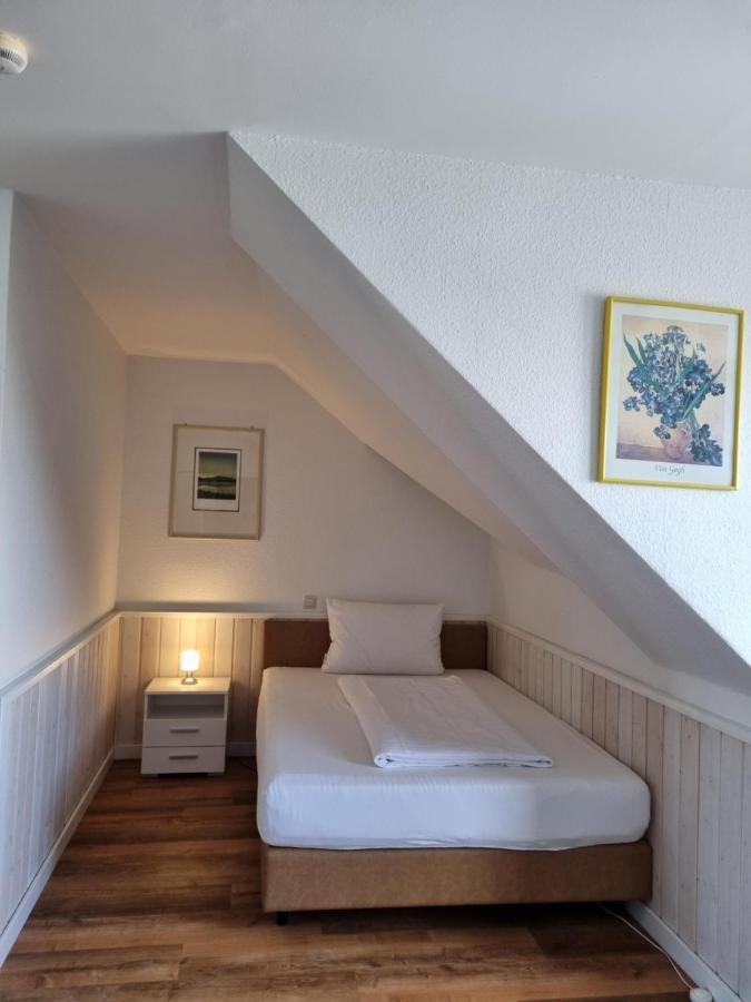 Erbenholz Hotel 拉岑 外观 照片