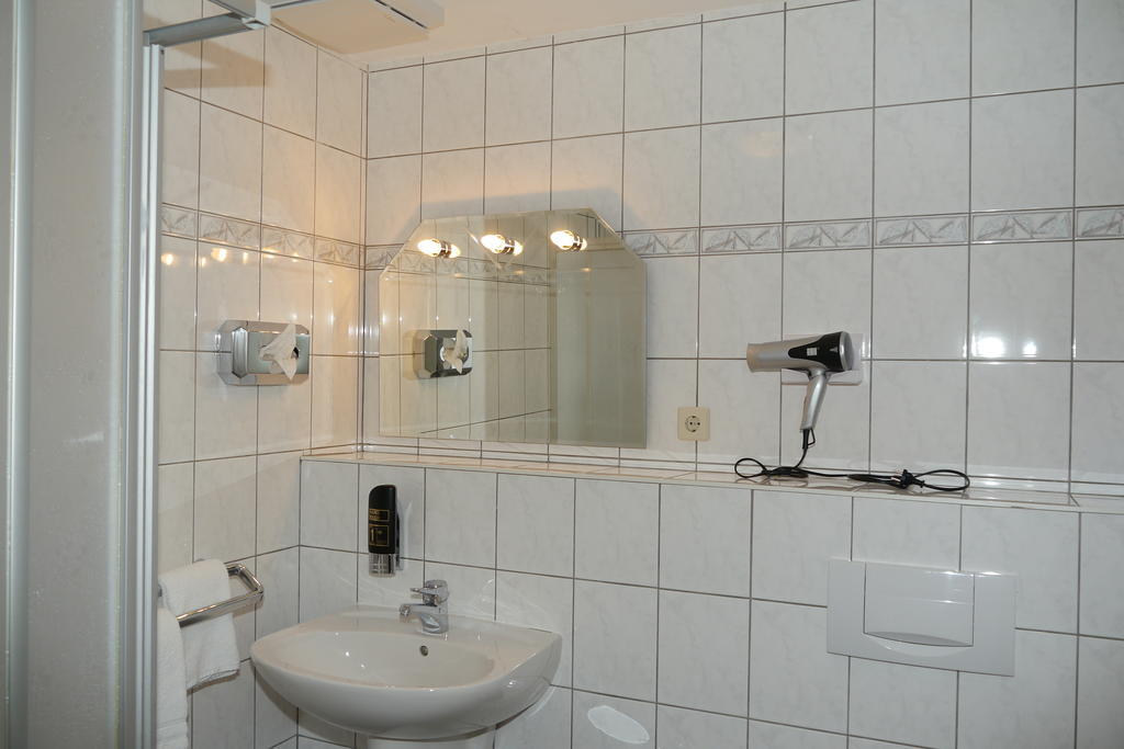 Erbenholz Hotel 拉岑 客房 照片